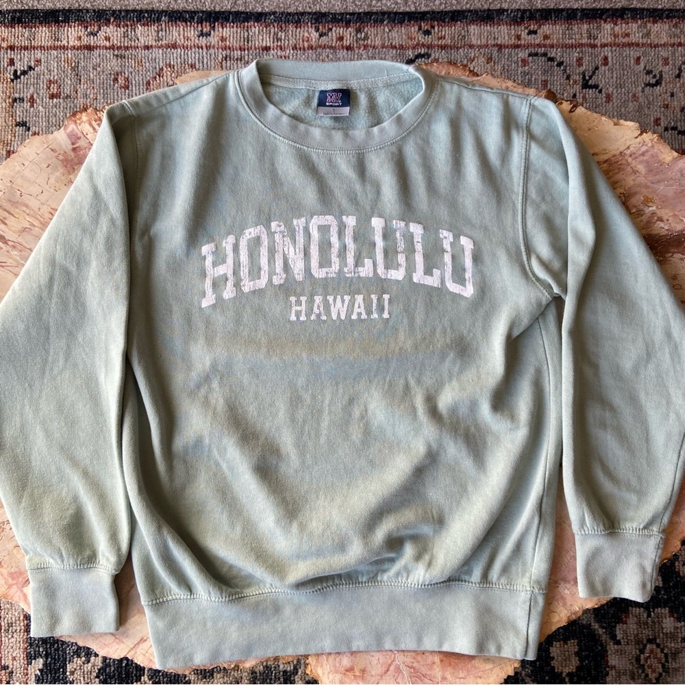 Honolulu sage green crewneck